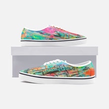 Cargar imagen en el visor de la galería, Zapatillas bajas deportivas modelo CAT " Y si... ¿Nos escapamos?"