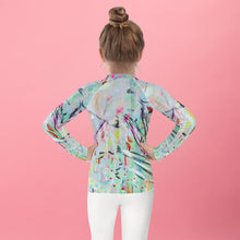 Cargar imagen en el visor de la galería, Camiseta compresión para niña de 2 a 7 años modelo BEACH "Free Spirit"