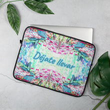 Cargar imagen en el visor de la galería, Funda para portátil "Déjate llevar"