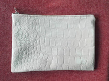 Cargar imagen en el visor de la galería, Bolso modelo JEWEL OF JOY "My wonder girl n.1"